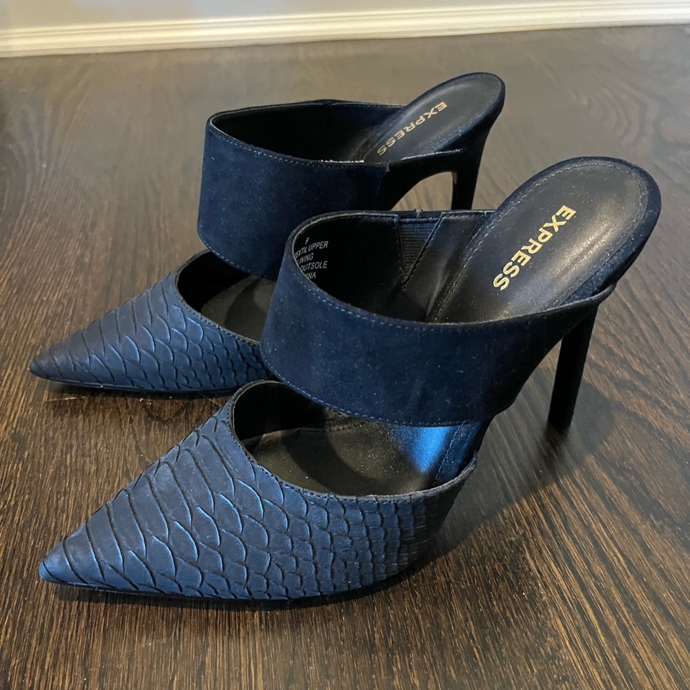 Express Slide Textured High Heel Pumps